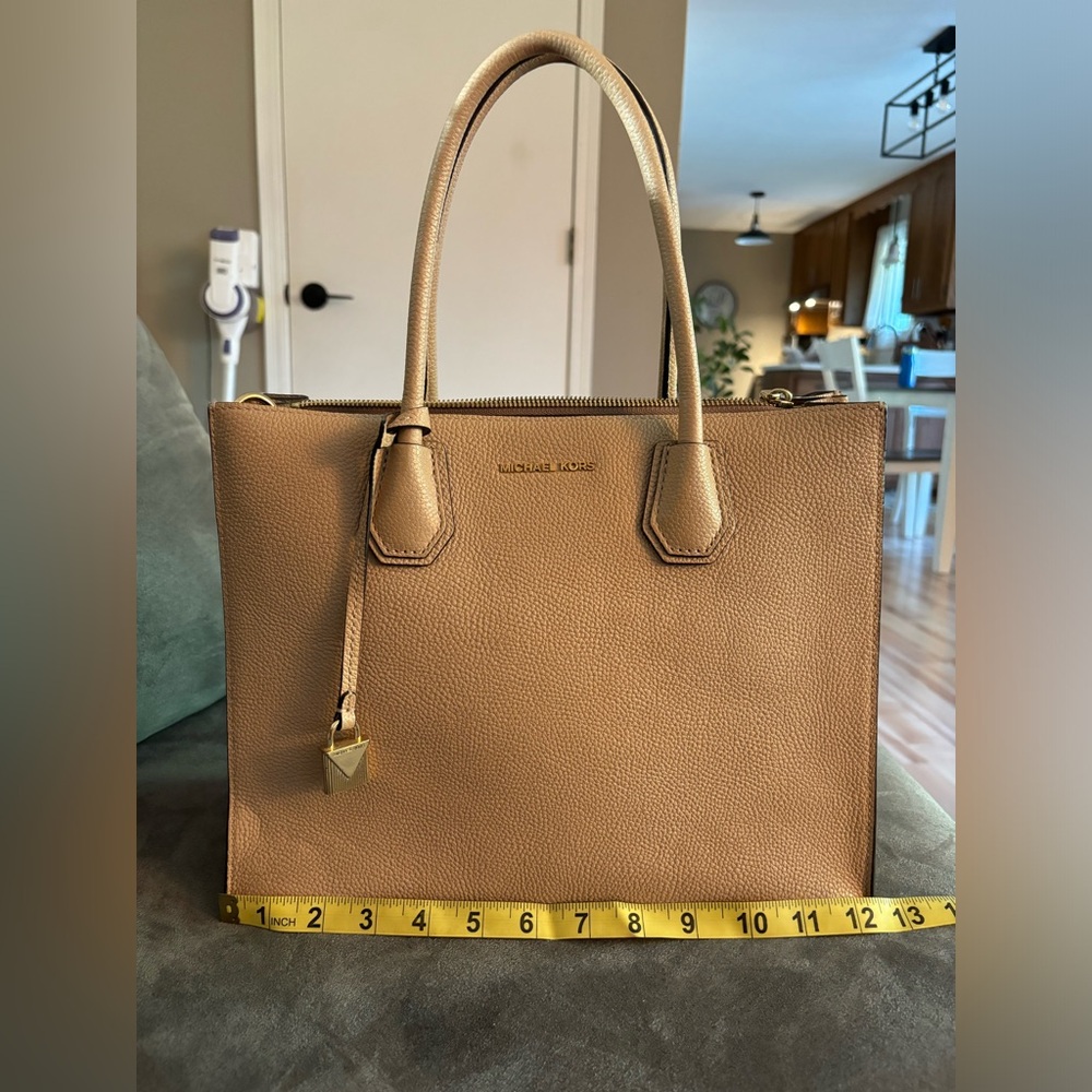 Michael Kors Purse - Picture 2 of 5